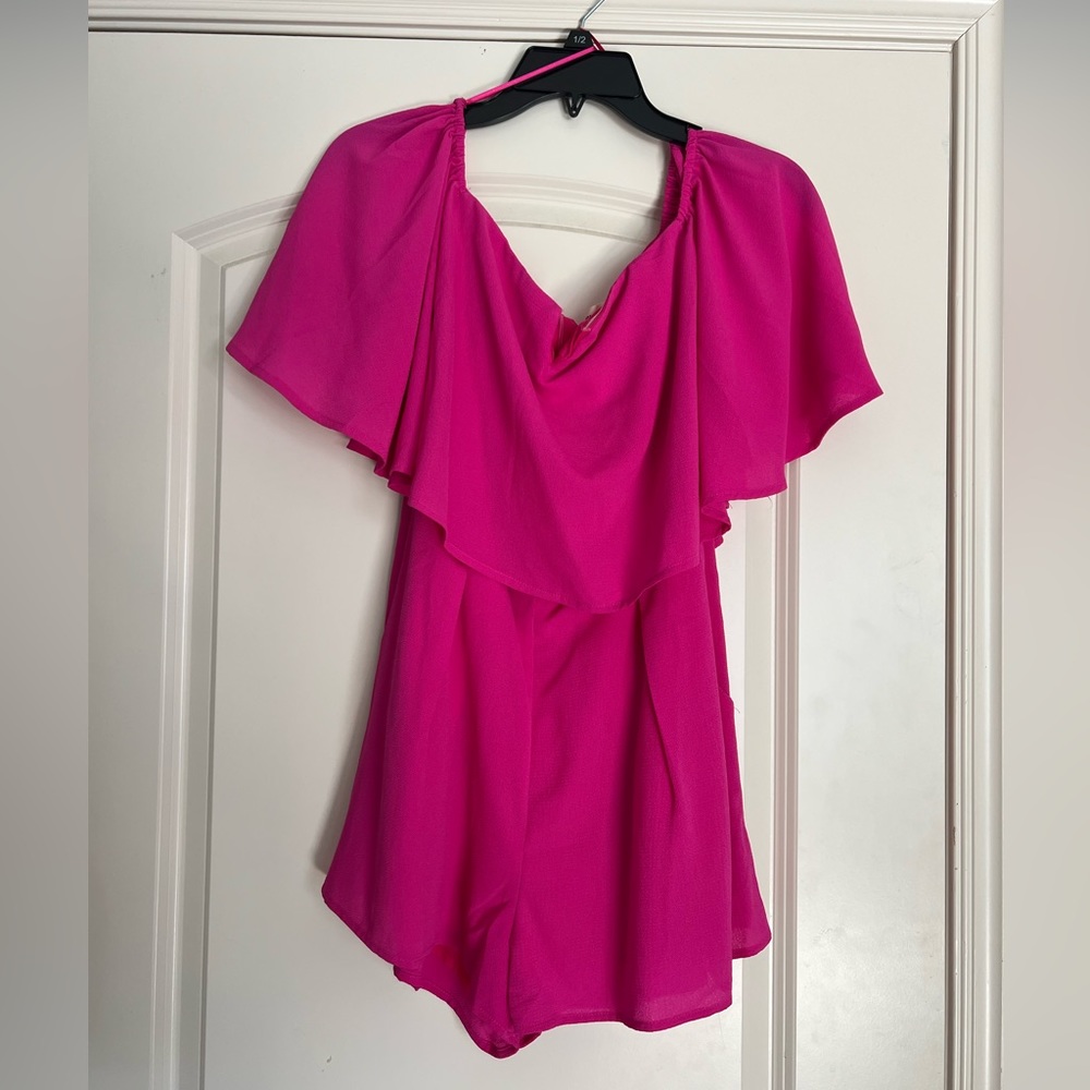 Es:ome romper new with tags!